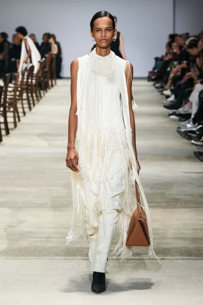 Look 34